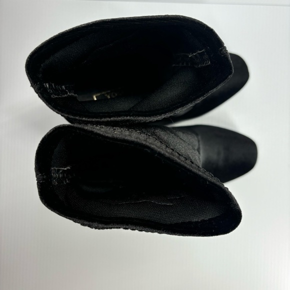 Yoki Heels Womens 8 Ankle Boots Roses Crushed Velvet Photoshoot Night Out Party - Picture 5 of 7